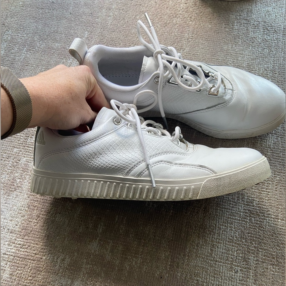 Women’s adidas spike less golf shoe